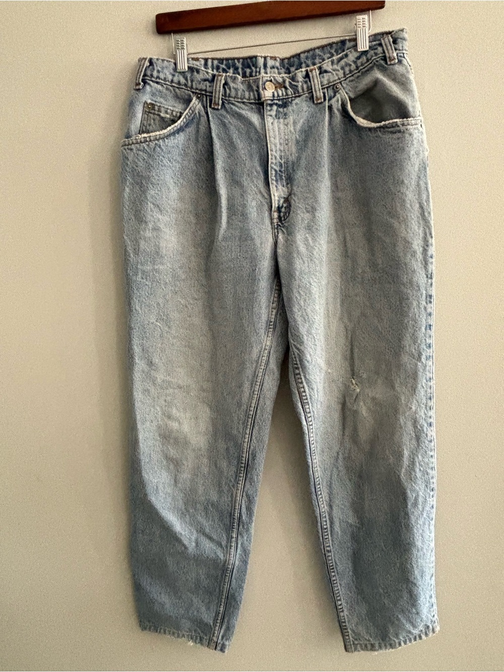 RARE Levi's Vintage Light Blue Relaxed Fit Men’s Jeans Blank Black Tab 1980s